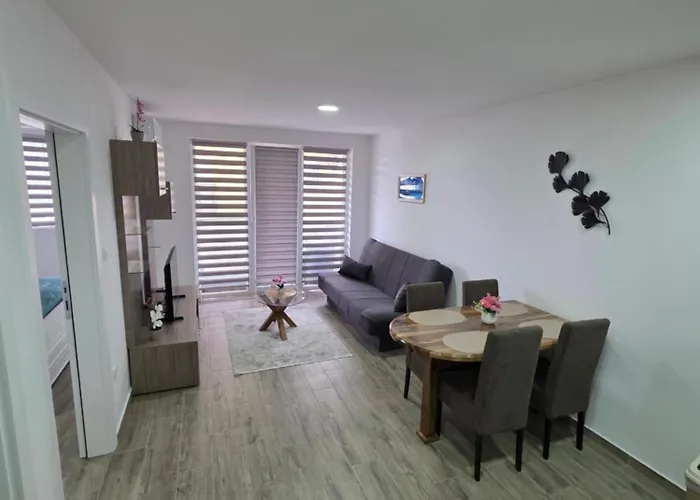 Kostic 3 Apartment Bukorovac