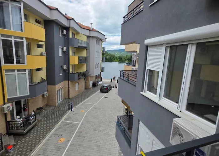 Apartment Kostic 3 *